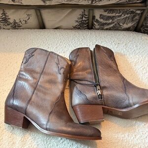 Free People New Frontier Western boot in color Carbon